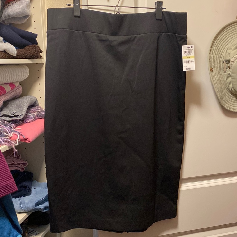 Women’s plus size pencil skirt NWT
